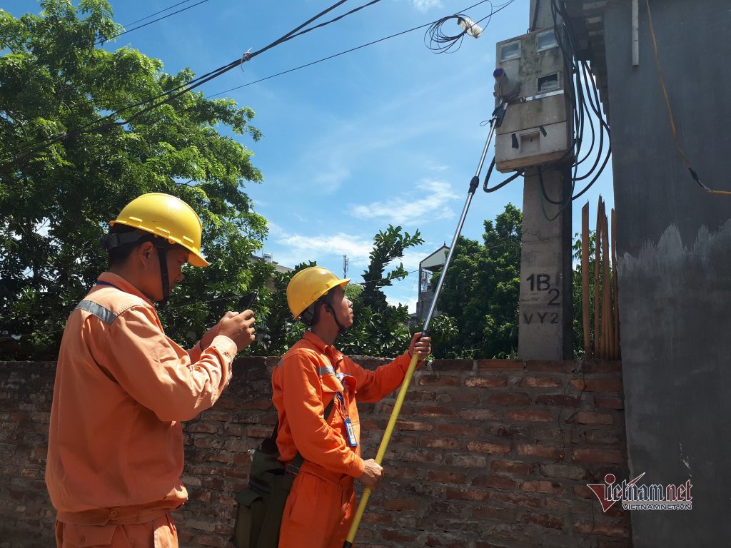 Giảm tiền điện lần 4 cho khách hàng nơi thực hiện Chỉ thị 16