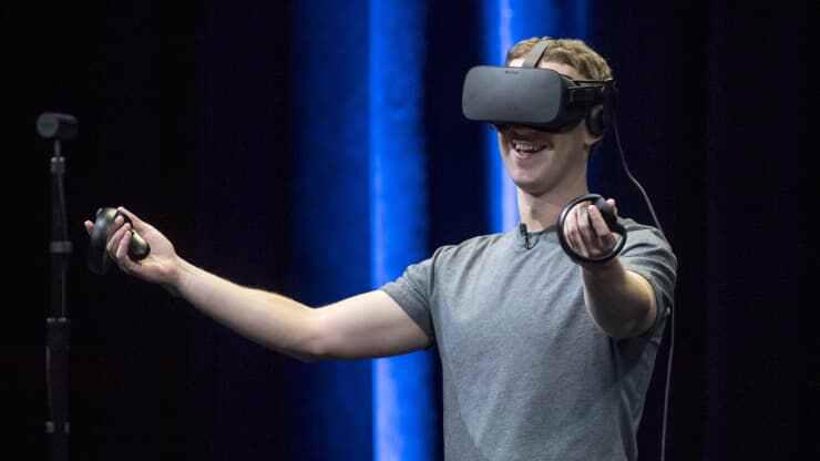 CEO Mark Zuckerberg sử dụng kính VR do công ty sản xuất tại một sự kiện - Ảnh: Bloomberg/CNBC.