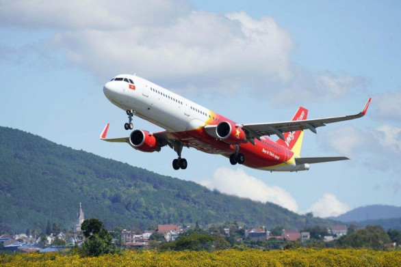 Vietjet mở bán vé 15 đường bay từ 10/10 trên tất cả các kênh, chính thức trở lại bầu trời