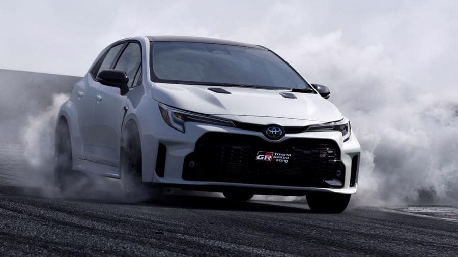 Toyota Corolla GR 2023: Mạnh mẽ hơn với công suất 300 mã lực - Ảnh 2